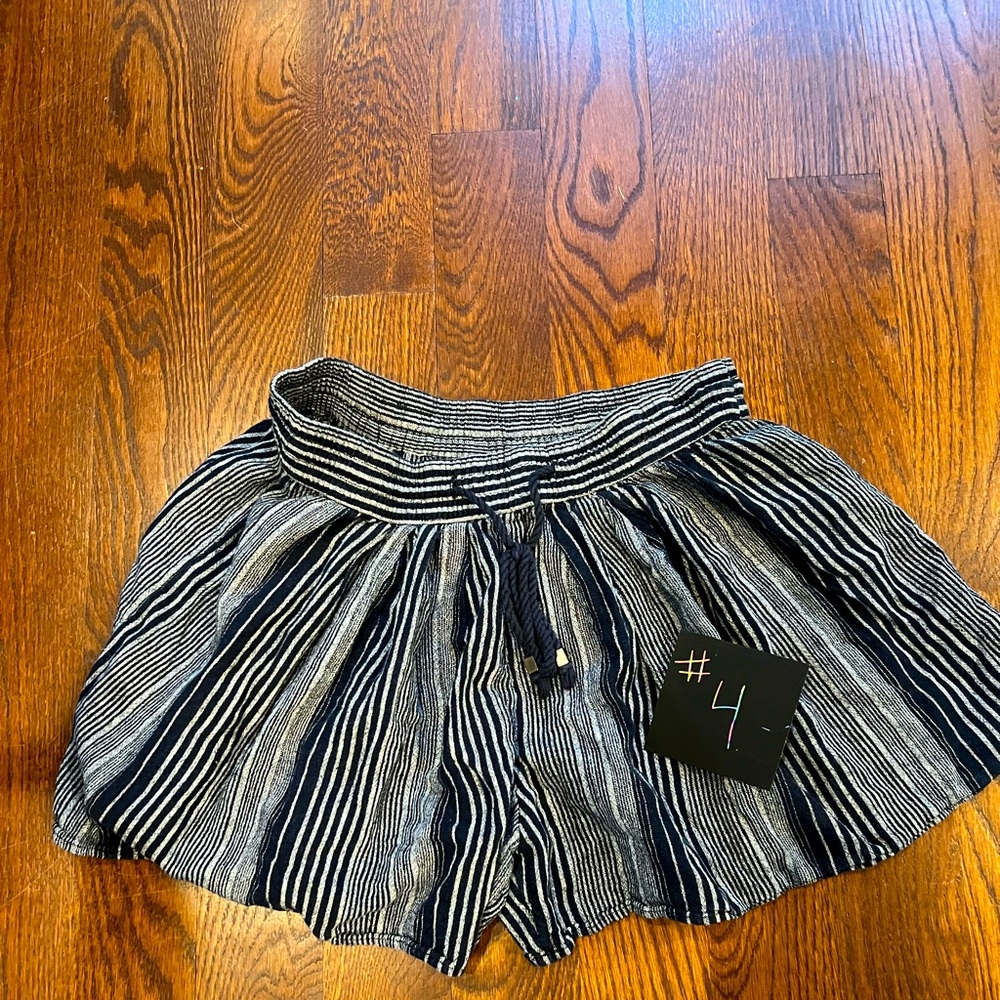 Gap everyday shorts